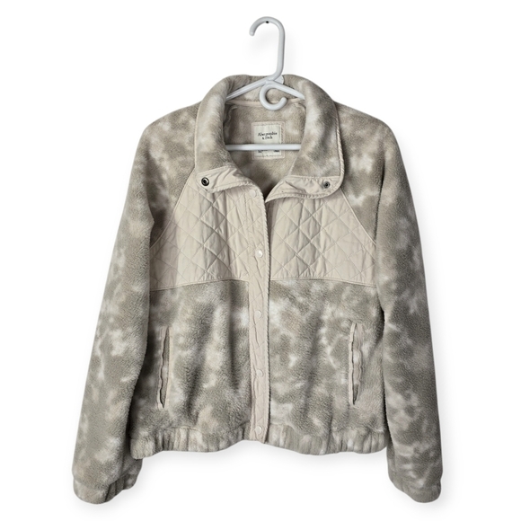 Abercrombie & Fitch Jackets & Blazers - Abercrombie & Fitch Snap Up Fleece Quilted Jacket Camo